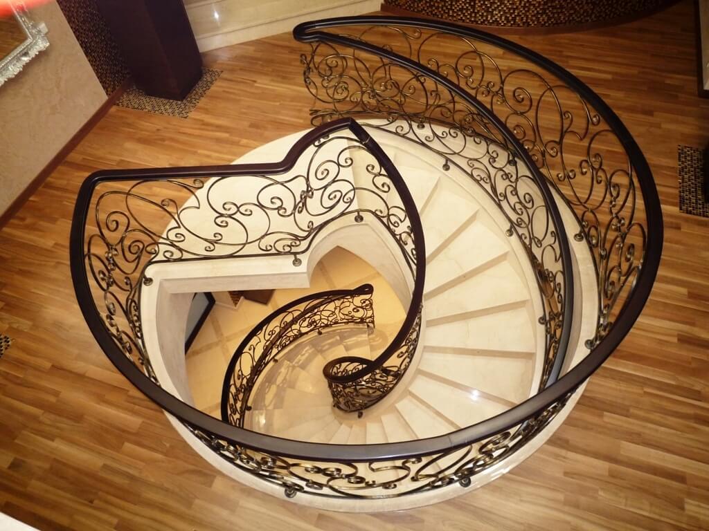 Радиусные перила